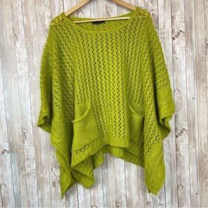 BCBG Max Azria Wool Blend Short Sleeve Open Knit Sweater Poncho Size S/M Women